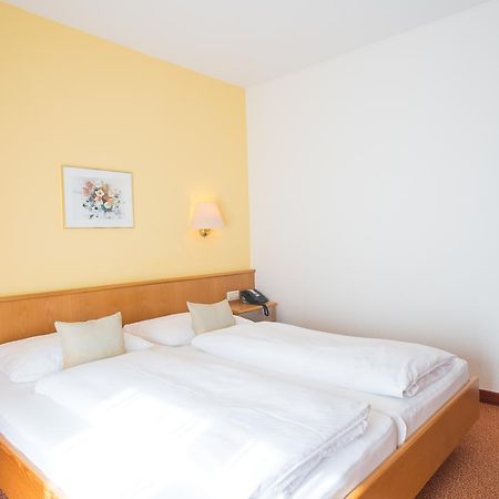 Hirschengarten Hotel Freiburg im Breisgau Ngoại thất bức ảnh