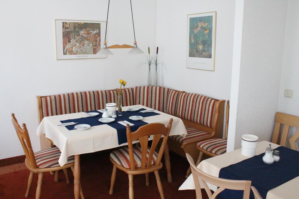Hirschengarten Hotel Freiburg im Breisgau Ngoại thất bức ảnh